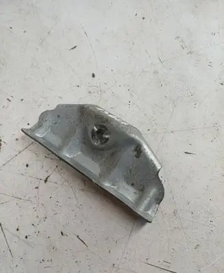Volvo XC90 Battery bracket 