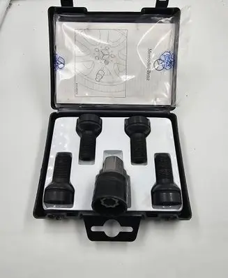Mercedes-Benz C AMG W205 Anti-theft wheel nuts and lock A0019901607