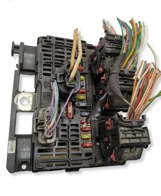 Citroen C4 I BSM Control unit 9661682980 BSML1100 S118983011A