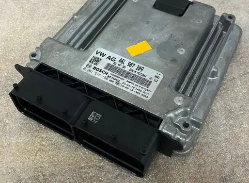 Audi A4 S4 B9 Engine control unit/module 06L907309