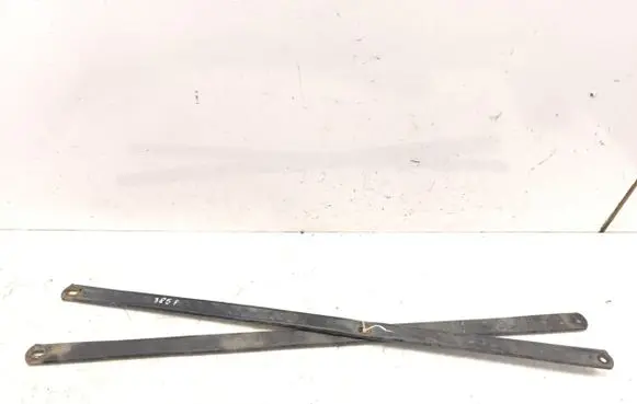 Chrysler Crossfire Front anti-roll bar/sway bar A1705240047
