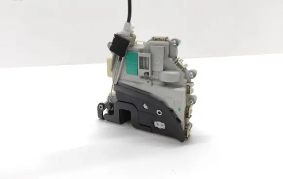 Audi S5 Front door lock 8J1837016D