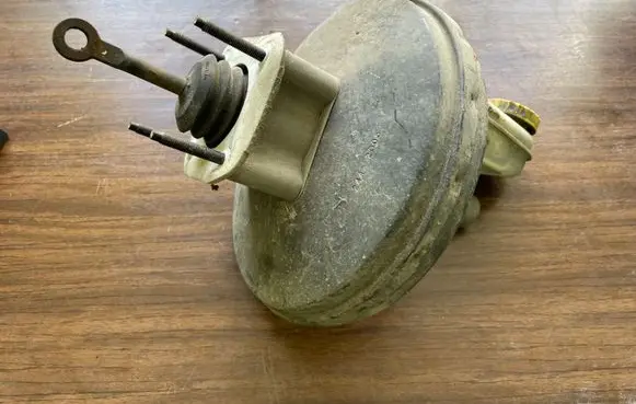 Chrysler Sebring (ST-22 - JR) Brake booster