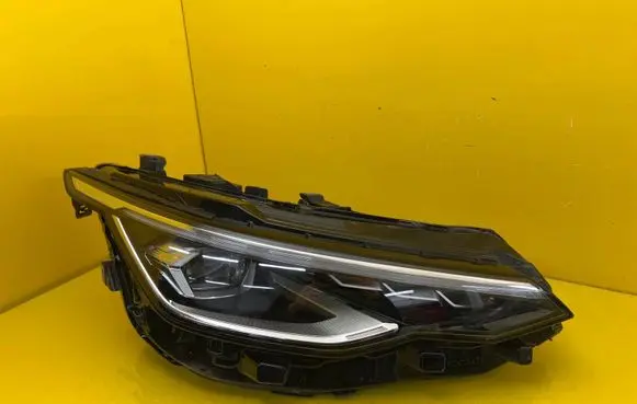Volkswagen Golf VIII Headlight/headlamp 5H1941036N