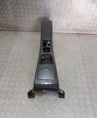Renault Laguna III Center console 