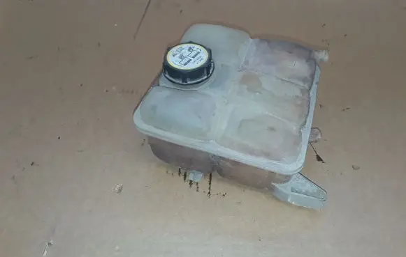 Ford Grand C-MAX Coolant expansion tank/reservoir 8V618K218AE 8V618K218DE AV418K218DA