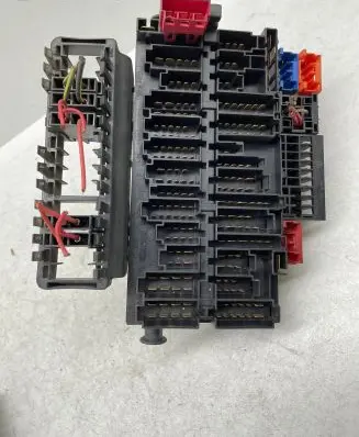 Volkswagen Transporter - Caravelle T4 Fuse box set 357937039