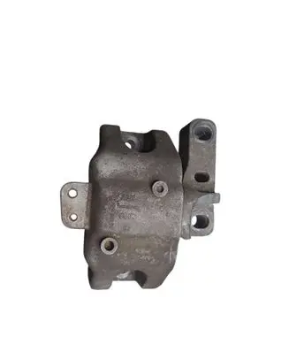Engine mount bracket