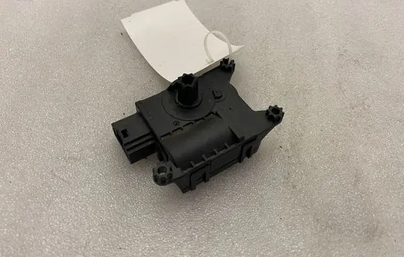 Ford Mustang VI Intake manifold valve actuator/motor FR3B19E616BA