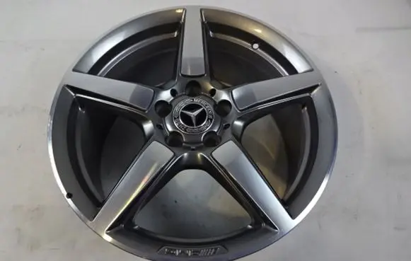 Mercedes-Benz SLK R172 R18 alloy rim 