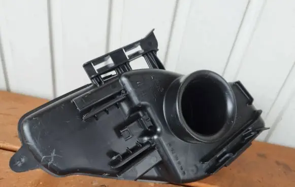 Citroen DS5 Intake resonator 9656237980
