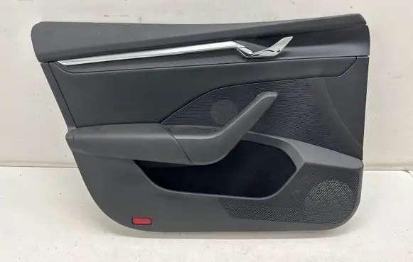 Skoda Octavia Mk4 Front door card panel trim 5E8867013