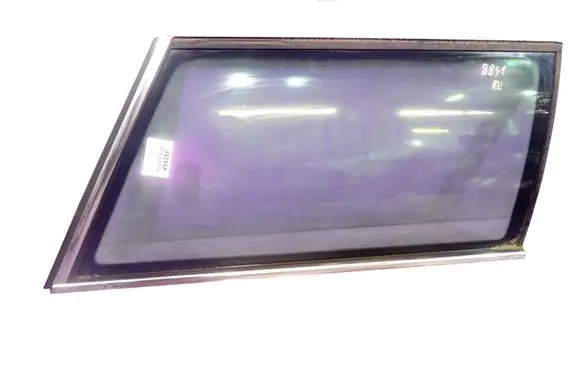 Volkswagen PASSAT B5.5 Rear side window