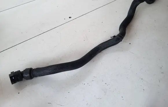 Peugeot 3008 II Engine coolant pipe/hose 9822200280