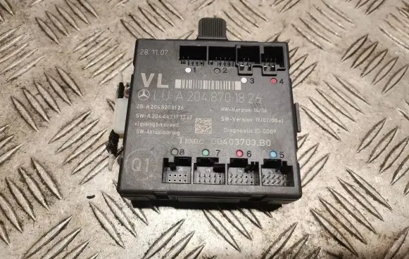 Mercedes-Benz C W204 Door control unit/module 2048701826