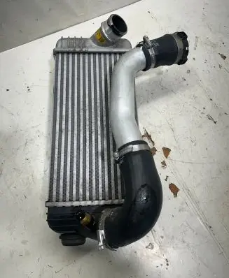 Hyundai Santa Fe Intercooler radiator 282702F910