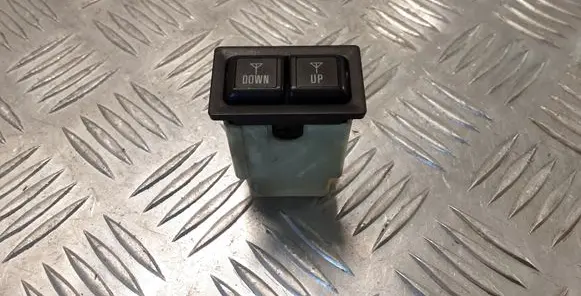 Toyota Land Cruiser (HDJ90) Aerial antenna switch 156798