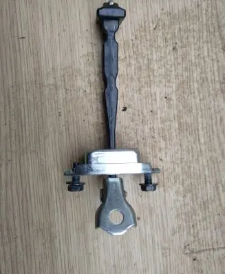 Nissan Juke II F16 Rear door check strap stopper
