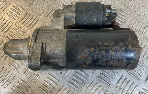 Mercedes-Benz CLK A209 C209 Starter motor 0051516501