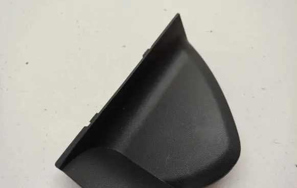 Mercedes-Benz ML W164 Dashboard side end trim A1646800439
