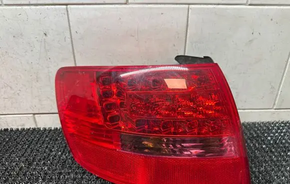Audi A6 S6 C6 4F Rear/tail lights 4F9945095H
