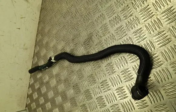 BMW 5 G60 G61 Engine coolant pipe/hose 9872138