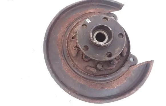 Subaru Legacy Rear wheel hub