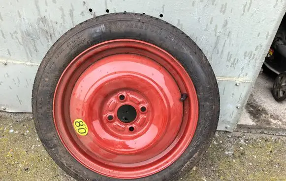 Opel Agila B R15 spare wheel