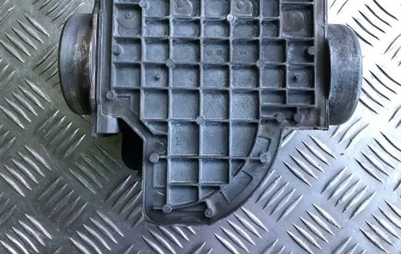 Volvo 850 Mass air flow meter 0281002074 4A0133471