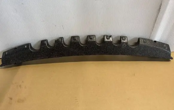 Opel Crossland X Front bumper foam support bar 39172231