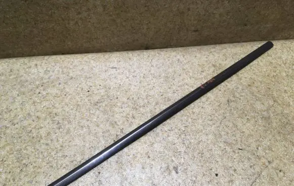 Mercedes-Benz E W124 Rear door glass trim molding 