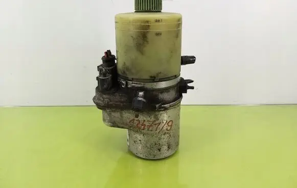 Seat Ibiza III (6L) Power steering pump 6Q0423156M