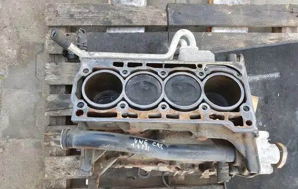 Volkswagen Golf VI Engine block 03C021AJAMAN