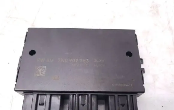 Volkswagen PASSAT B7 Tow bar trailer control unit/module 7N0907383