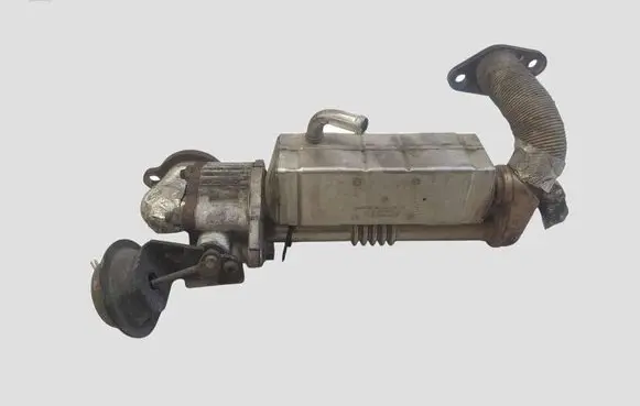 Mazda 6 EGR valve cooler R2AA20304