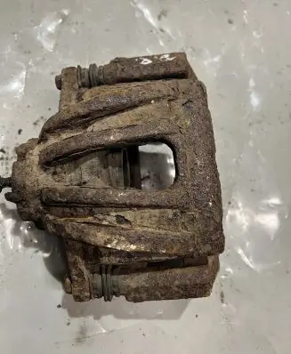 Jeep Cherokee III KJ Front brake caliper