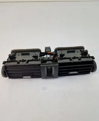 BMW 3 F30 F35 F31 Dash center air vent grill 9218552