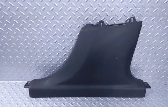 (B) pillar trim (bottom)