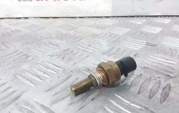 Opel Vectra C Coolant temperature sensor 6388S 0327