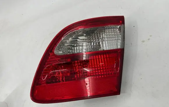 Mercedes-Benz E W211 Tailgate rear/tail lights 2118201464