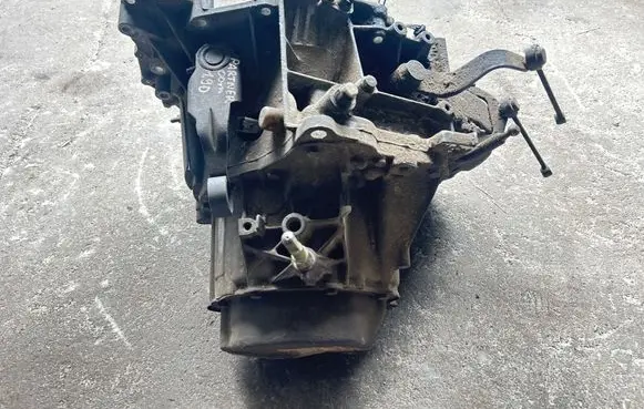 Peugeot Partner Manual 5 speed gearbox 20TE22
