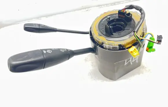 Mercedes-Benz E W211 Wiper turn signal indicator stalk/switch A1715400545
