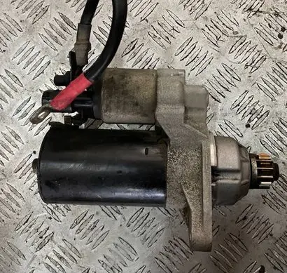 Volkswagen Golf V Starter motor 20110524 CAX HAMU4079754