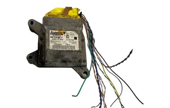 Opel Vivaro Airbag control unit/module 8200112746A 601959800 91167362
