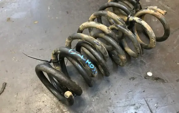 Citroen C-Crosser Front coil spring
