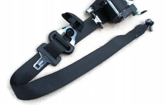 Jeep Cherokee III KJ Front seatbelt