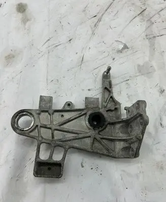 Mercedes-Benz E W212 Other engine bay part A6510902241