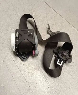 BMW X3 F25 Front seatbelt 306961299001 0713F531H4