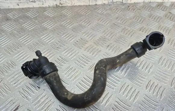 Peugeot 308 Engine coolant pipe/hose