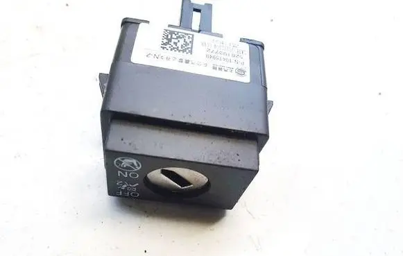 MG HS Passenger airbag on/off switch 10416949 528193772